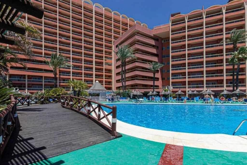 797 Holiday Rentals- Apartamento En Hotel Sunset Beach Frente Al Mar Бенальмадена Екстер'єр фото