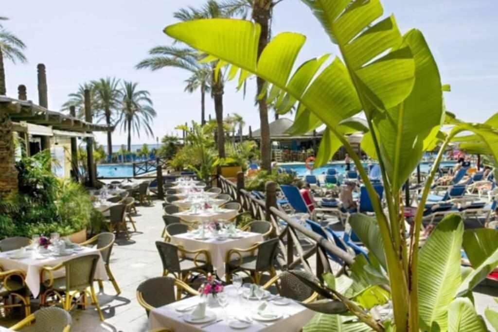 797 Holiday Rentals- Apartamento En Hotel Sunset Beach Frente Al Mar Бенальмадена Екстер'єр фото