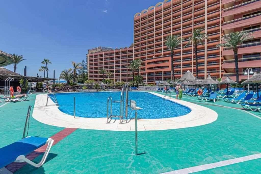 797 Holiday Rentals- Apartamento En Hotel Sunset Beach Frente Al Mar Бенальмадена Екстер'єр фото