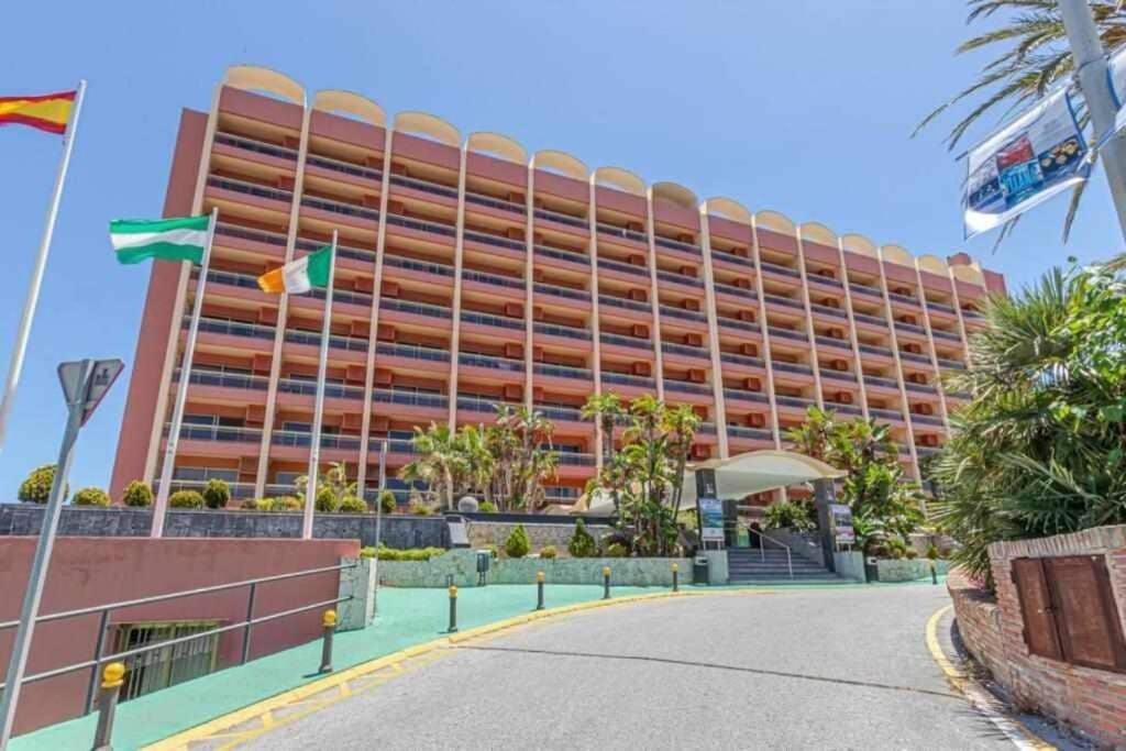 797 Holiday Rentals- Apartamento En Hotel Sunset Beach Frente Al Mar Бенальмадена Екстер'єр фото
